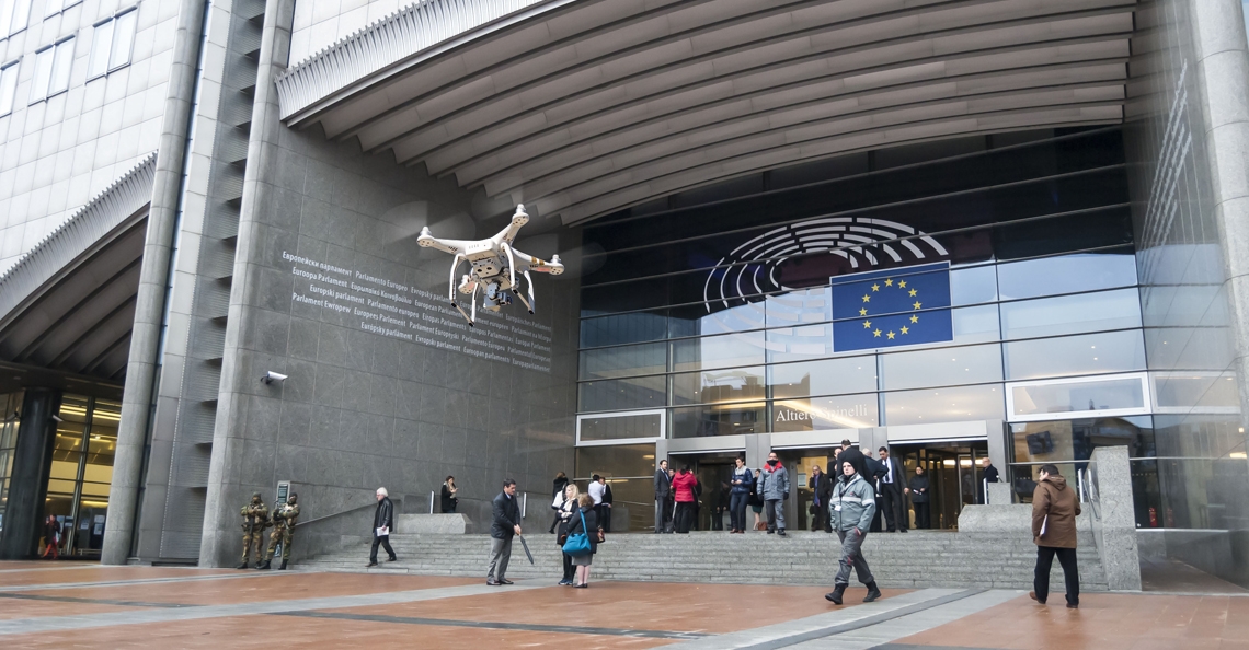 1478867569-brussel-europees-parlement-drone-registratie-verplicht-europa-2016.jpg