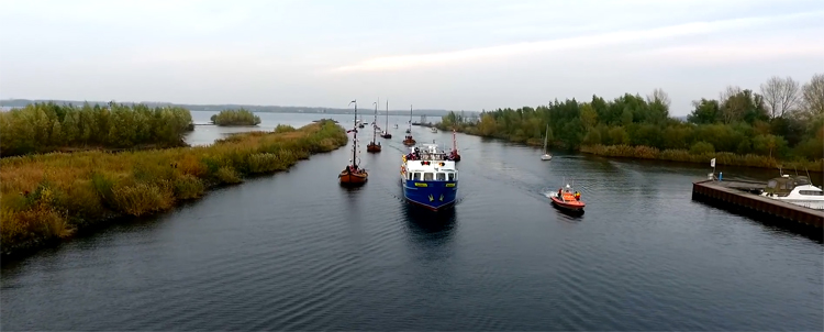 Dronevideo Sinterklaas intocht in Huizen